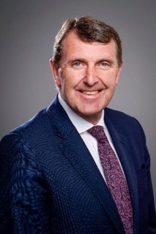 Ken Bremner MBE.jpg